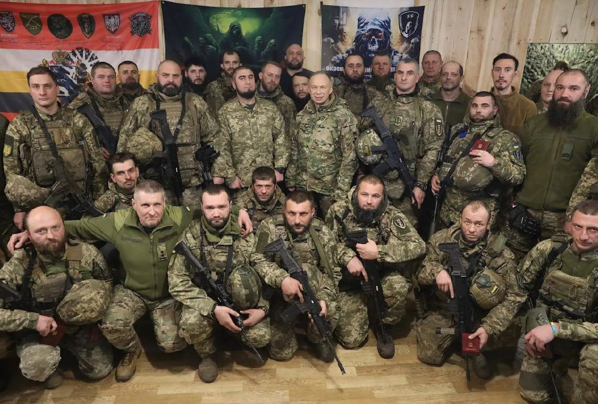 Джерело: Олександр Сирський Сирський прибув на Курщину: там втрати ворога склали понад 38 тисяч осіб на порталі Gromada Group