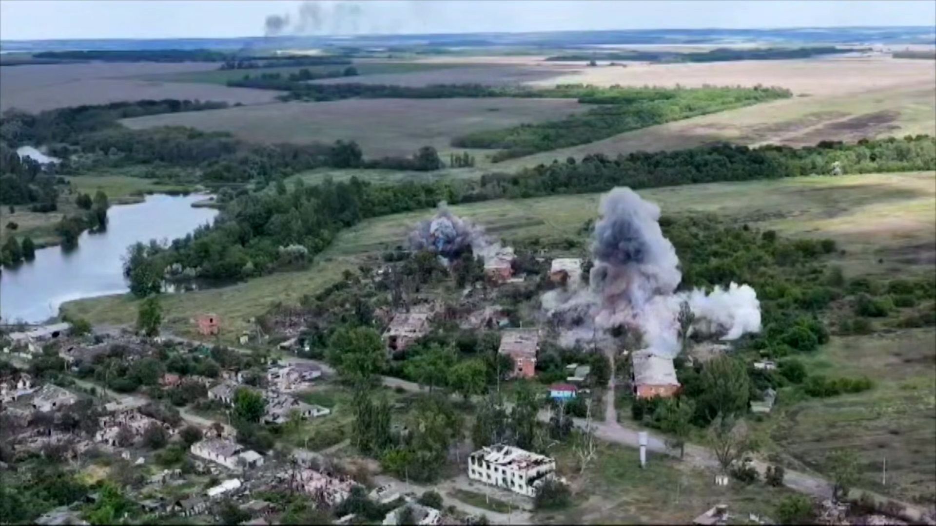 По росіянах у Глибокому — шістьма високоточними авіабомбами GBU-39: архівні кадри, червень 2024 року на порталі Gromada Group