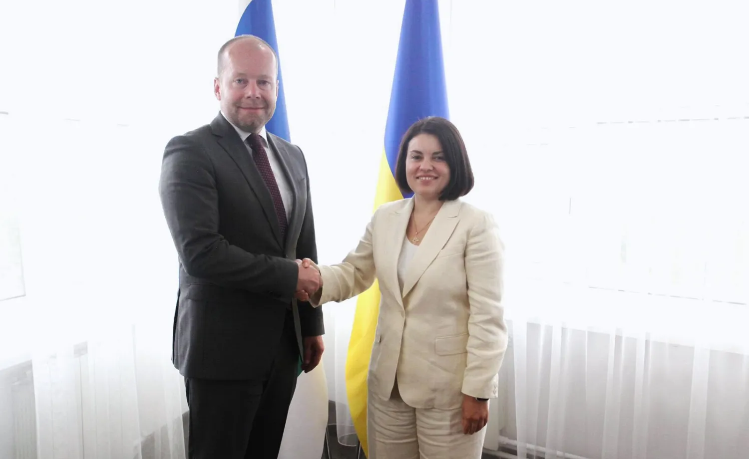 Фото: Державна податкова служба України Е-сервіси, штучний інтелект та євроінтеграція: в ДПС розповіли про перші кроки спільного проєкту з Естонією на порталі Gromada Group