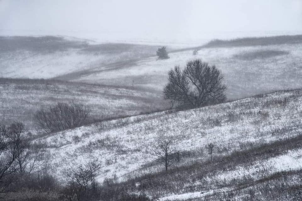 «Околиці села Нескучне»: серію творів фотохудожника Володимира Оглобліна оприлюднила «Харківщина туристична» на порталі Gromada Group