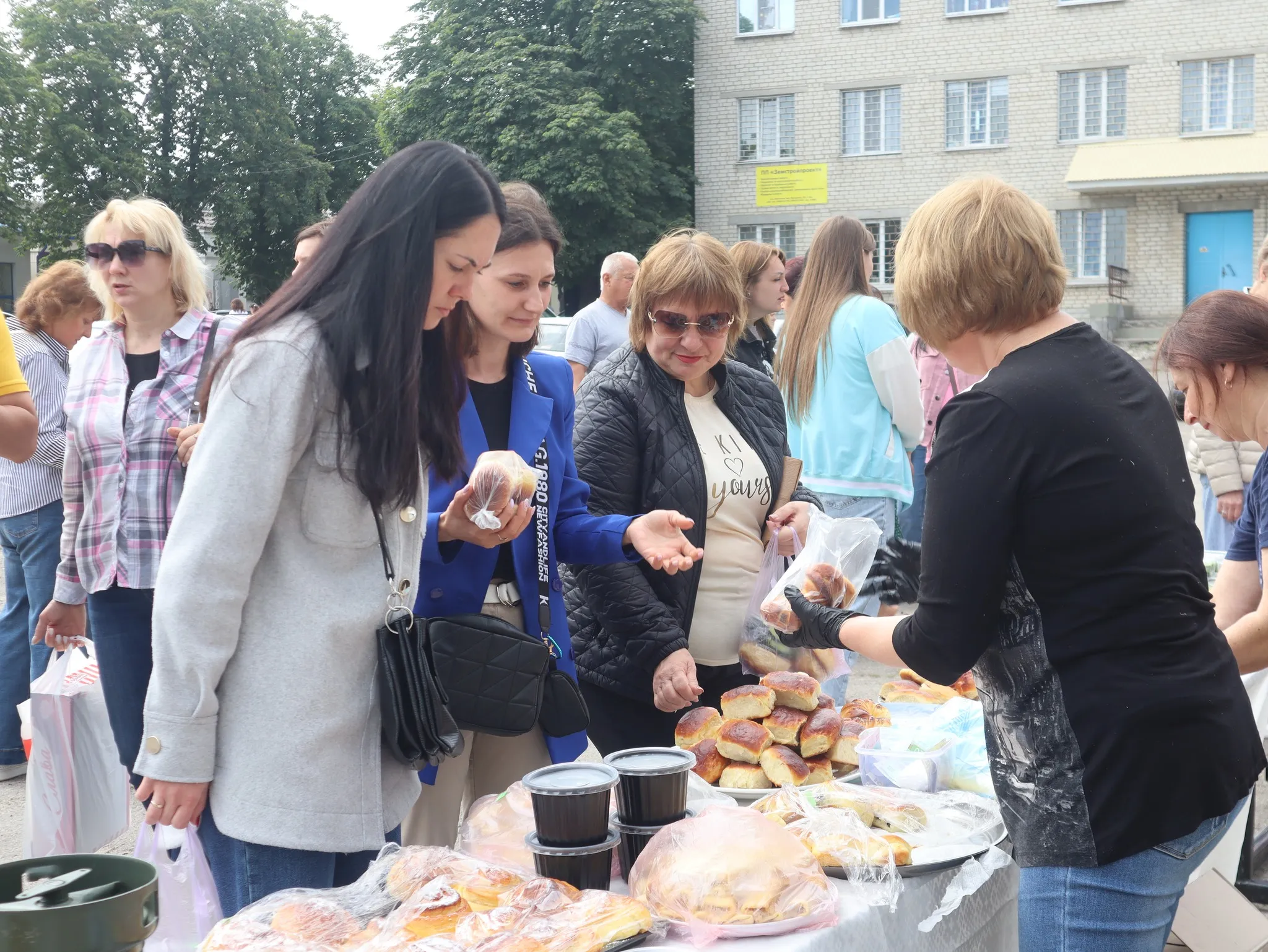 Світлина: Кегичівська громада, фейсбук У Кегичівці провели благодійний ярмарок на порталі Gromada Group
