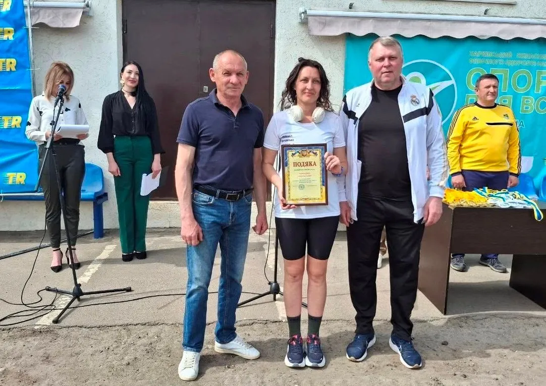 У Валківській громаді стартує новий спортивний рух, ініційований місцевою жителькою. Уже цієї п'ятниці на міському стадіоні відбудеться безкоштовне відкрите тренування для всіх охочих, що має на меті зробити масові забіги регулярною традицією.