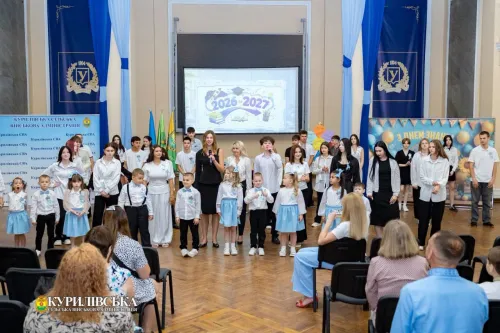 Код Знань у безпечному просторі: у Глушківському ліцеї пройшло грандіозне свято Першого дзвоника на порталі Gromada Group