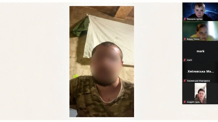 Дистанційна лінійка, відеозвернення військових та перший урок «Мова гідності»: Слобожанський ліцей Липецької громади розпочав навчальний рік - фото 12