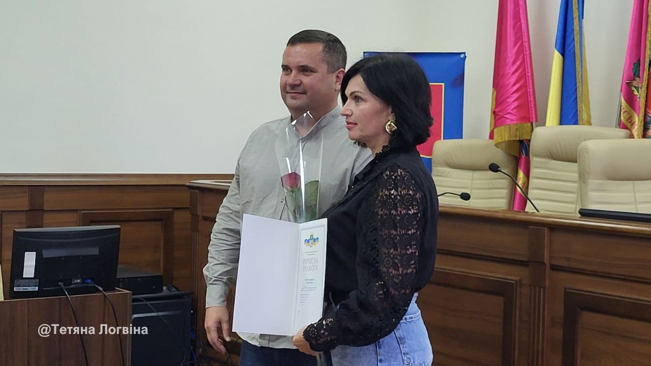 У Зміївській громаді привітали працівників освіти та відзначили найкращих - фото 1
