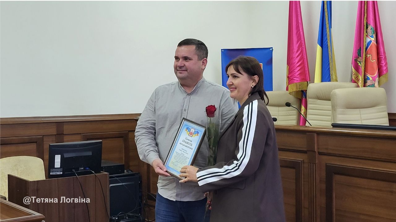 У Зміївській громаді привітали працівників освіти та відзначили найкращих - фото 3