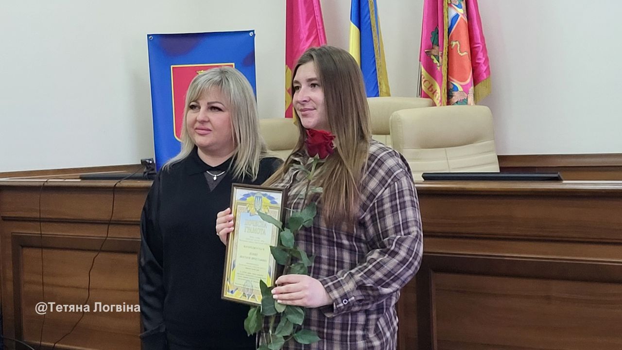 У Зміївській громаді привітали працівників освіти та відзначили найкращих - фото 8