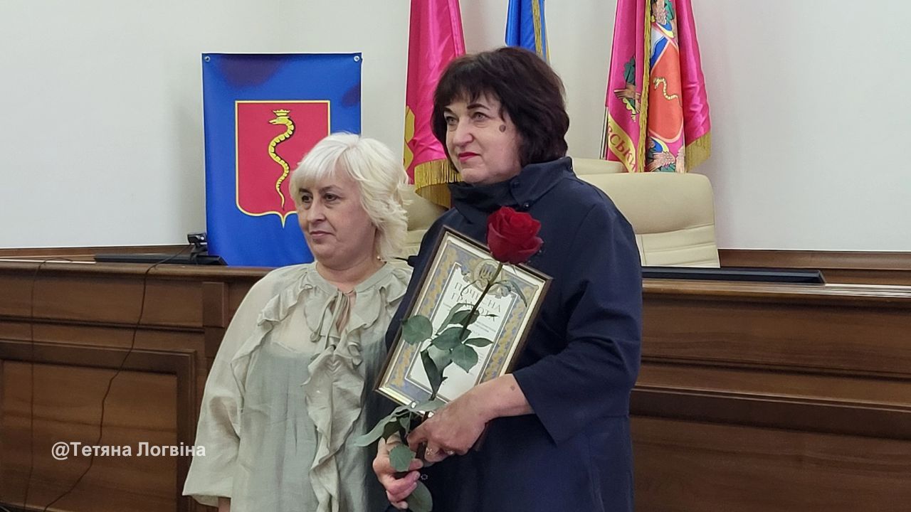 У Зміївській громаді привітали працівників освіти та відзначили найкращих - фото 11