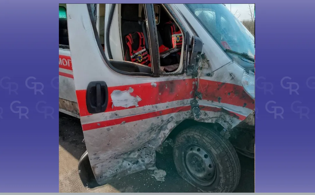 Фото: ХОВА Ворожі дрони влучили у автівки швидкої і поліції на Куп'янщині на порталі Gromada Group