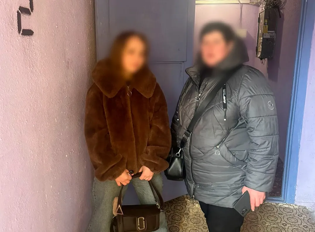 Світлина: Поліція Харківської області, фейсбук На Харківщині поліцейські розшукали зниклу неповнолітню на порталі Gromada Group