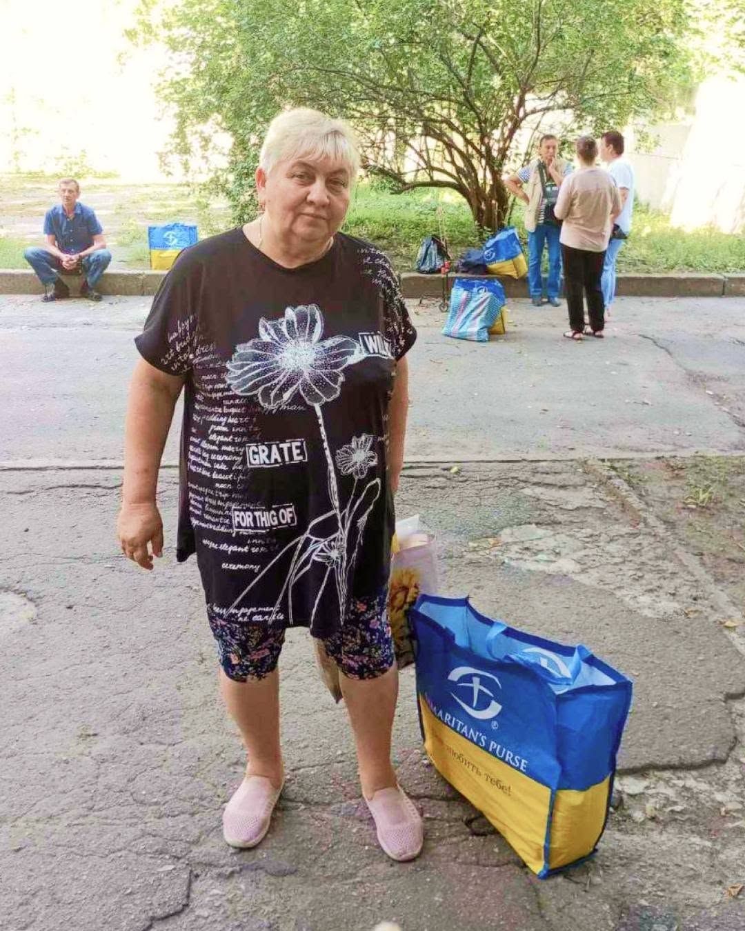80 продуктових сумок для людей з інвалідністю II групи: у Липецькій громаді триває співпраця з благодійним фондом «Розвиток та Соціальна справедливість України» - фото 3