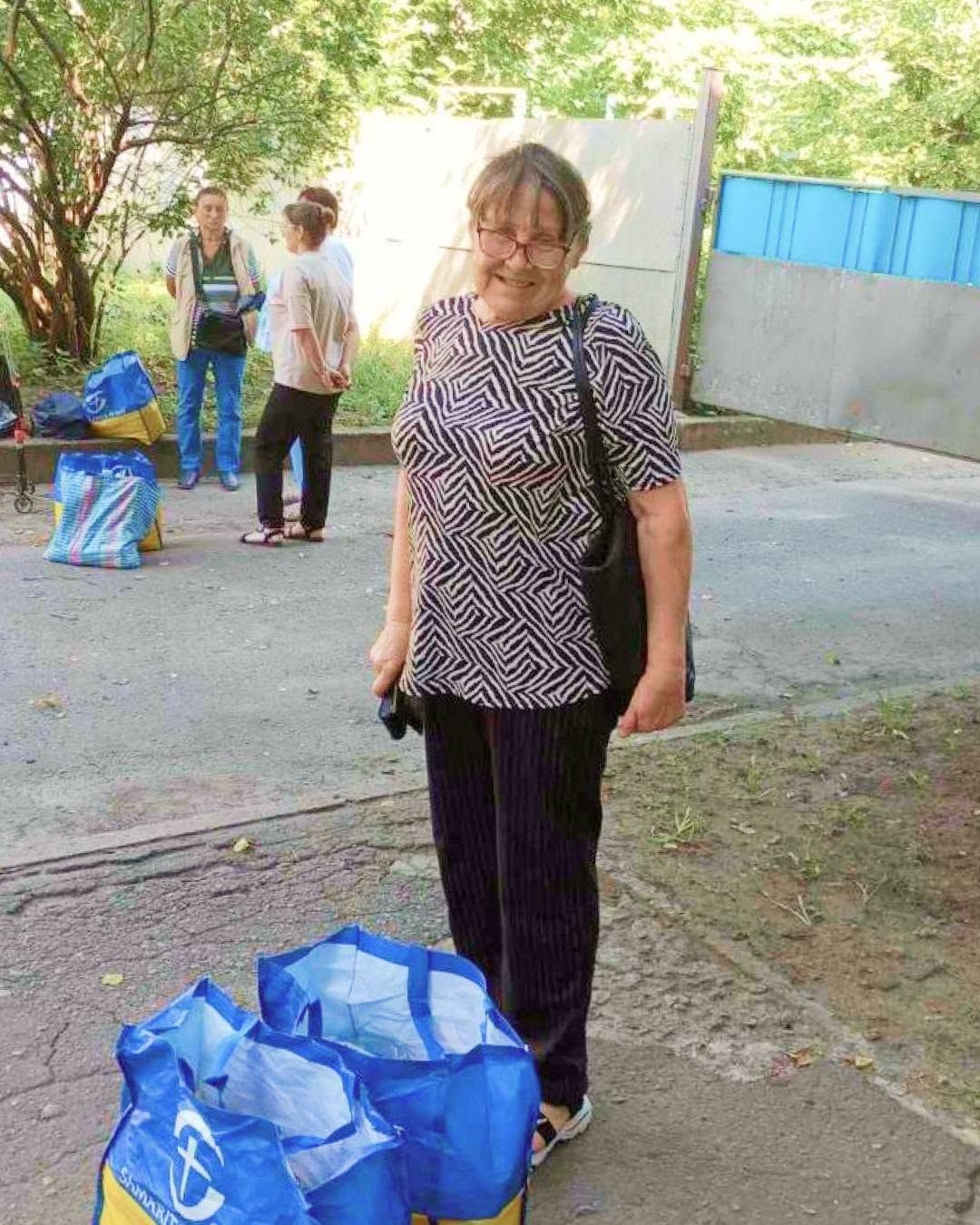 80 продуктових сумок для людей з інвалідністю II групи: у Липецькій громаді триває співпраця з благодійним фондом «Розвиток та Соціальна справедливість України» - фото 4