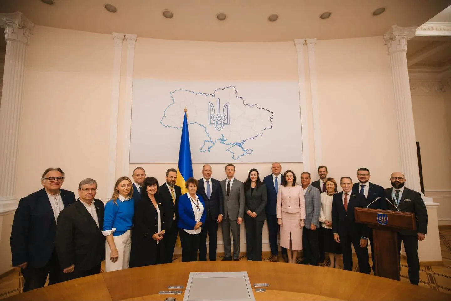 Делегація СКУ на чолі з Президентом Павлом Ґродом на зустрічі з Президентом Володимиром Зеленським у Києві У єдності наша сила на порталі Gromada Group