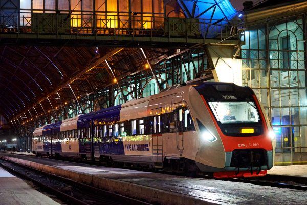 Світлина: https___photo.mediacenter.org_.ua_wp-content_uploads_2023_12_13-600x400.jpg Зимовий відпочинок: популярні напрямки та зміни у маршрутах на порталі Gromada Group