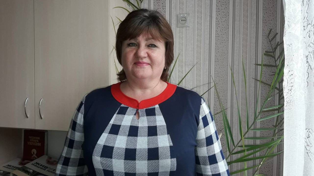 «Вміє закохати учнів у свої предмети»: директорка Глибоківського ліцею Ірина Кротова на порталі Gromada Group