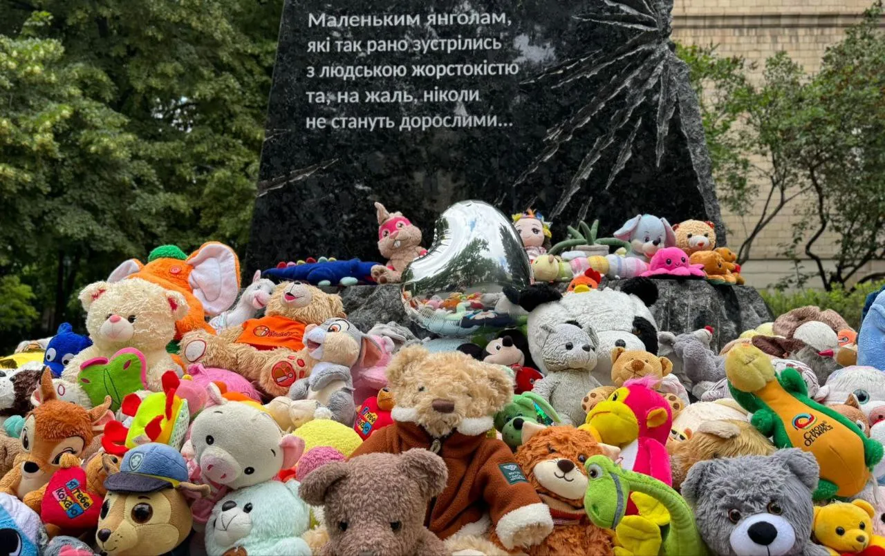 Kharkiv commemorates child victims of Russian aggression at the Gromada Group Media