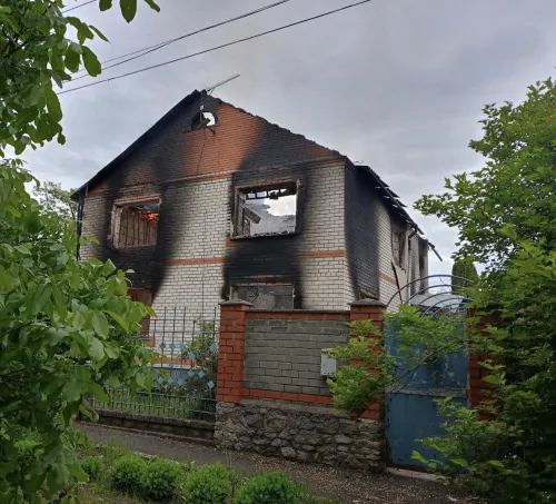 У Приколотному, Жуковому Яру, Мирному ворожими обстрілами пошкоджені житлові будинки на порталі Gromada Group