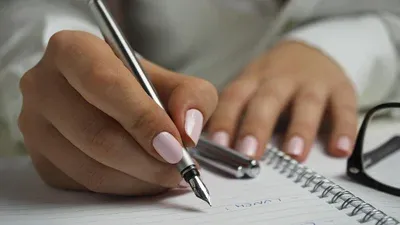 Ілюстративне фото Один випускник зі Зміївської громади та один — зі Слобожанської отримали 200 балів з одного предмета на порталі Gromada Group