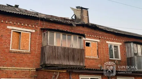 Протягом минулої доби ворожих ударів зазнали м. Харків і 18 населених пунктів Харківської області. Внаслідок обстрілів одна людина загинула; постраждали 7 людей, зокрема дитина.