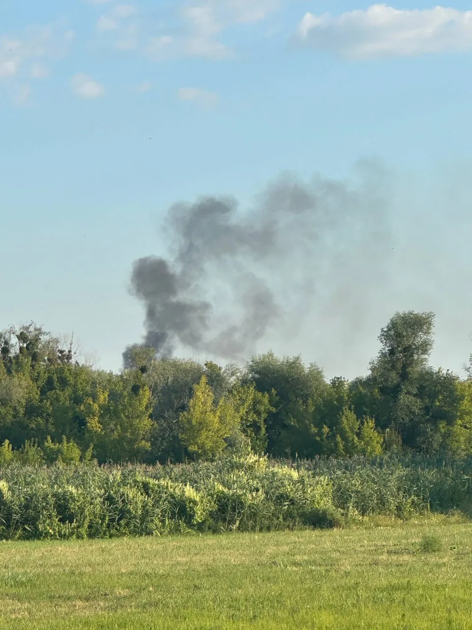 Enemy attack on Zadonetske: five injured; 11 houses and vehicles damaged. at the Gromada Group Media