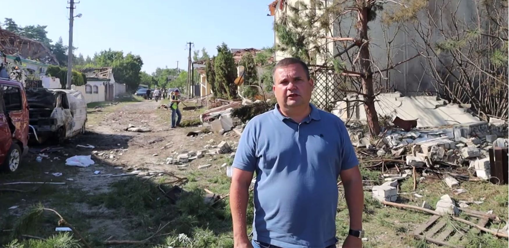 Після удару по Задонецькому постраждалим допоможуть із відновленням житла та оформленням компенсацій - фото 1