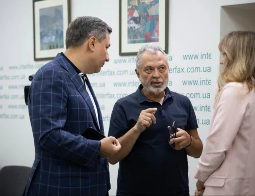 Відбудова українських міст:  експерти, девелопери, архітектори та представники влади обговорили рішення, які вже працюють на порталі Gromada Group