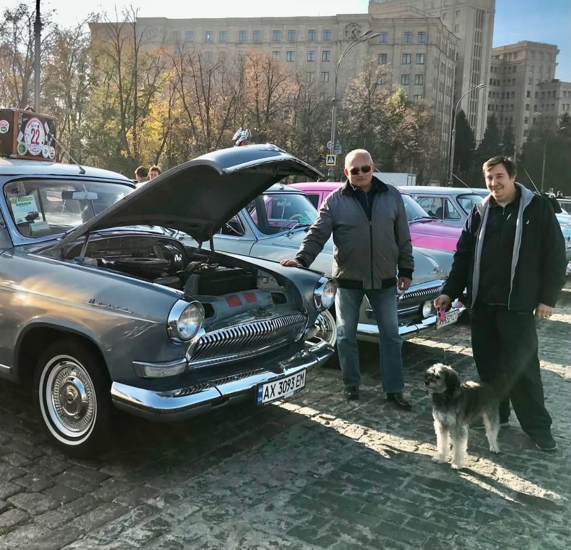 Харковом - маршрутами Варвари Каринської: традиційний авто-ретро-пробіг на честь знаменитої землячки і в пам’ять ретроавтомобілістів  (ФОТО) - фото 8