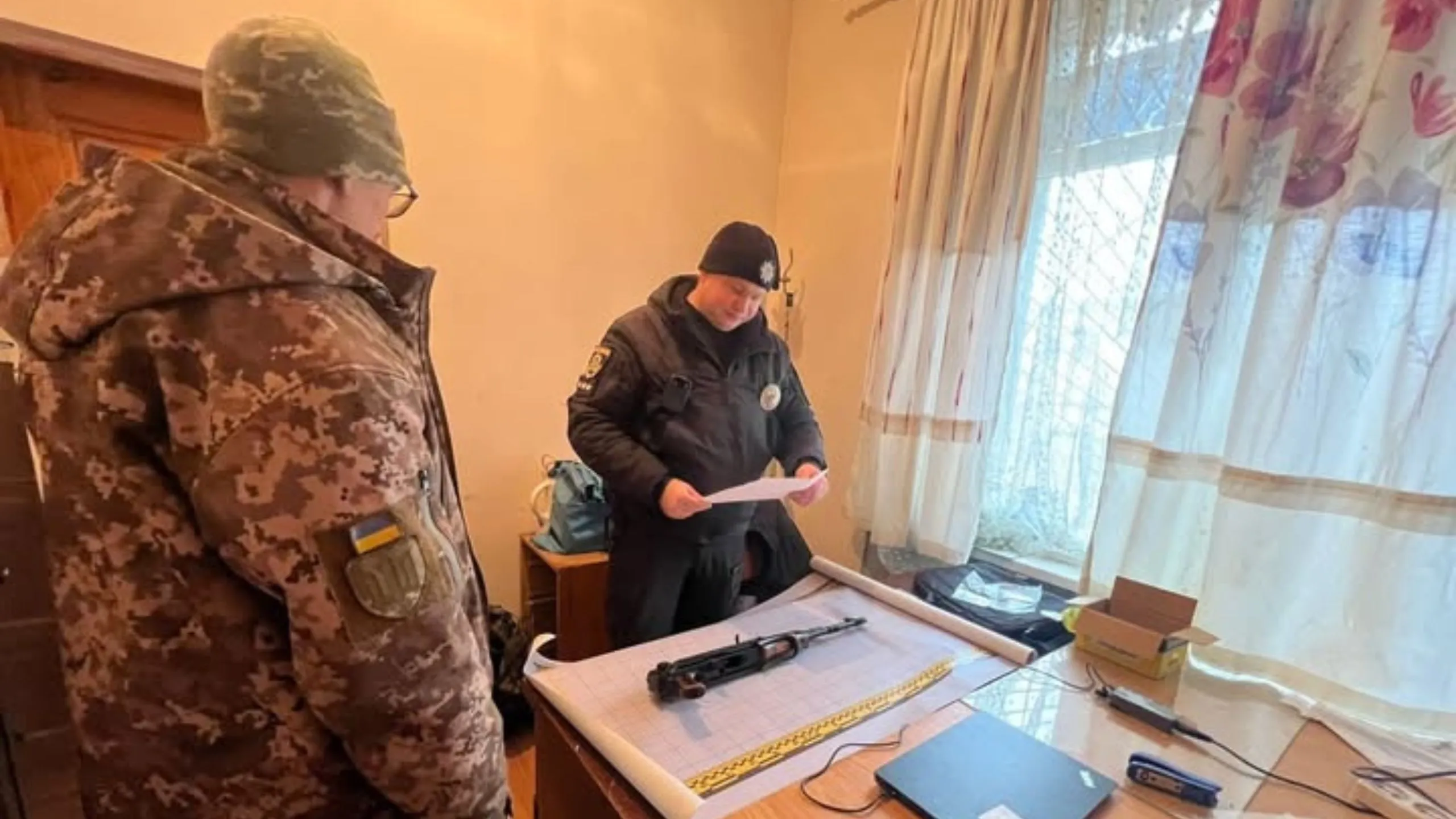 Фото: Національна поліція Мешканець Нововодолажчини знайшов в лісосмузі автомат з набоями на порталі Gromada Group