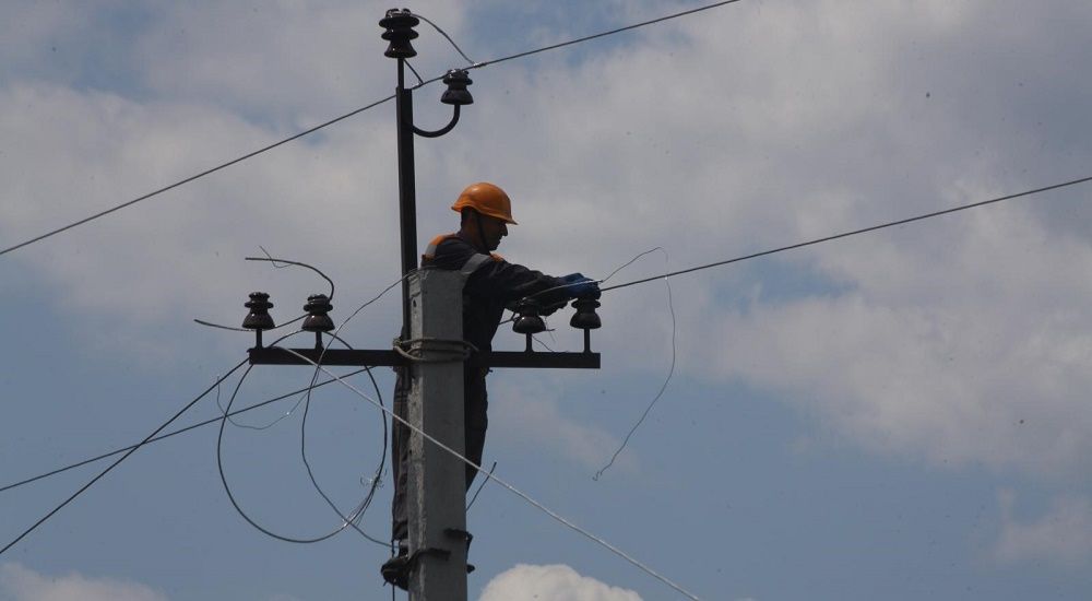Want some kebabs? Stay away from the wires! at the Gromada Group Media
