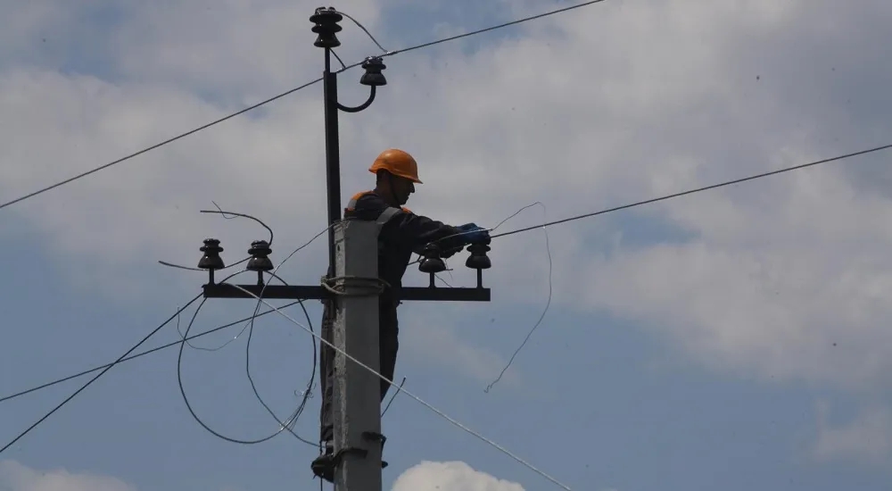 Want some kebabs? Stay away from the wires! at the Gromada Group Media