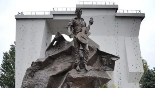 Vysotsky in the spotlight: Kharkiv updates list of monuments proposed for dismantling. at the Gromada Group Media