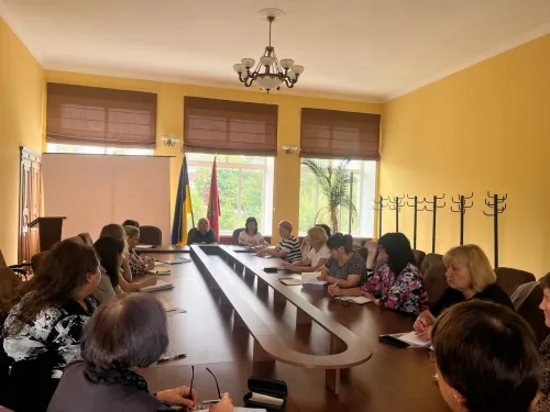 Відбулася нарада з питання середньострокового бюджетного планування у Краснокутській селищній громаді на 2026-2028 роки на порталі Gromada Group
