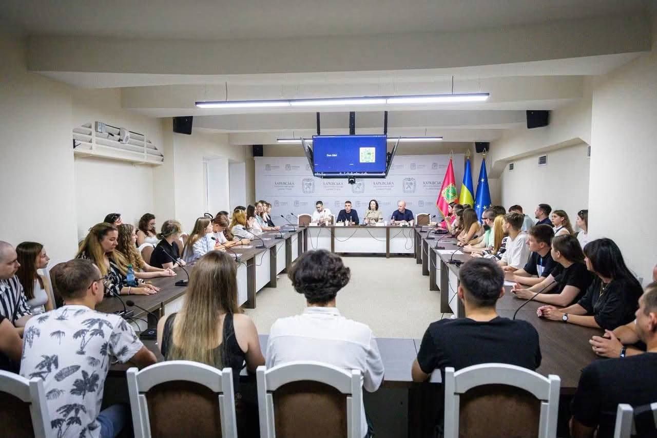 Молодь Зміївської громади долучилася до обговорення розвитку молодіжної політики України - фото 1