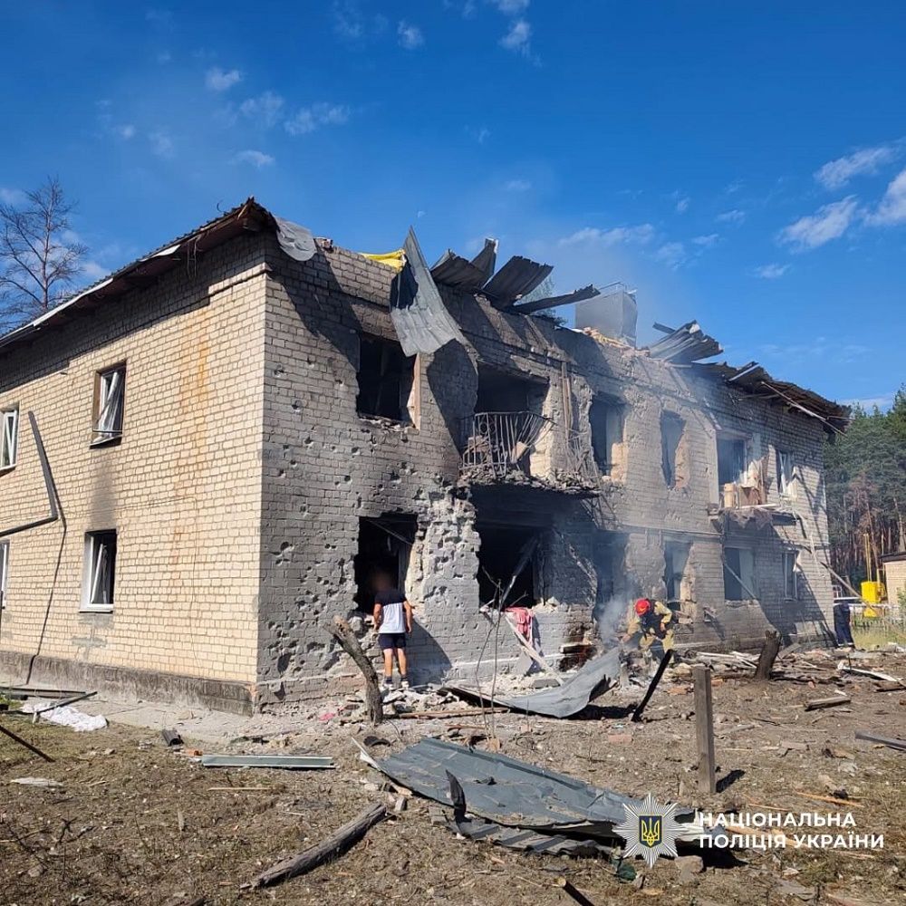 Ворог минулої доби обстріляв на Харківщині 21 населений пункт, є жертви - фото 4
