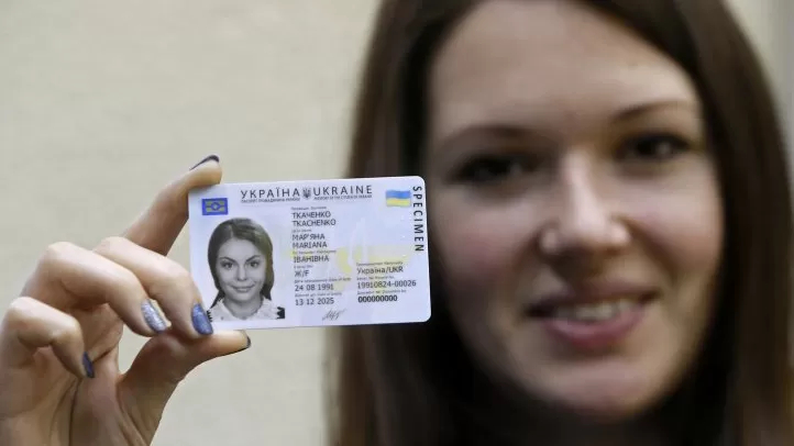 Із 1 січня 2021 року Державне підприємство «Поліграфічний комбінат «Україна» змінює вартість бланків біометричних документів.