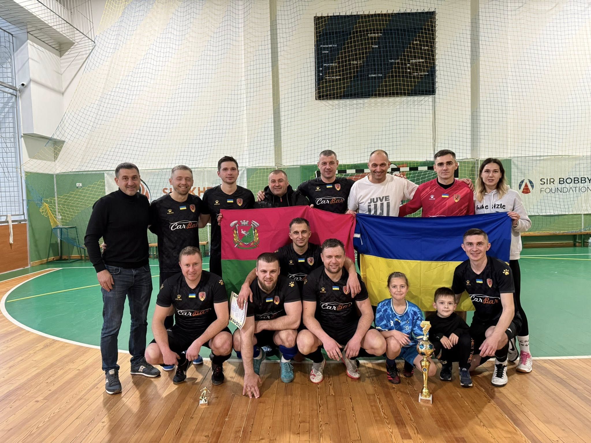 У Лозовій провели традиційний Новорічний кубок з футзалу на підтримку Збройних Сил України на порталі Gromada Group