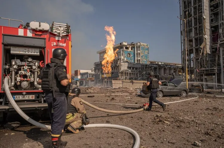 President Volodymyr Zelenskyy responded to the Russian Federation's night attack on Ukraine: Russia must bear responsibility at the Gromada Group Media