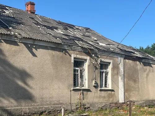 Російські війська атакували центр Золочева безпілотником «Молнія». на порталі Gromada Group