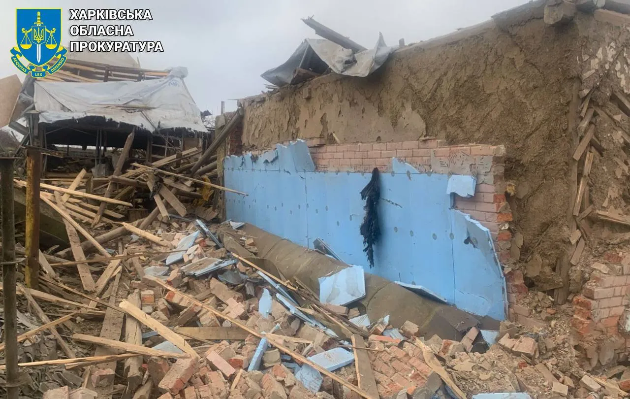 Ворожий КАБ поцілив у приватний будинок, де на той час відпочивали люди. Внаслідок удару  48-річний місцевий мешканець загинув на місці. Дві жінки 75-ти та 51-го років отримали гостру реакцію на стрес. Було зруйновано 1 та пошкоджено не менше 5-ти будинків і господарчих споруд.