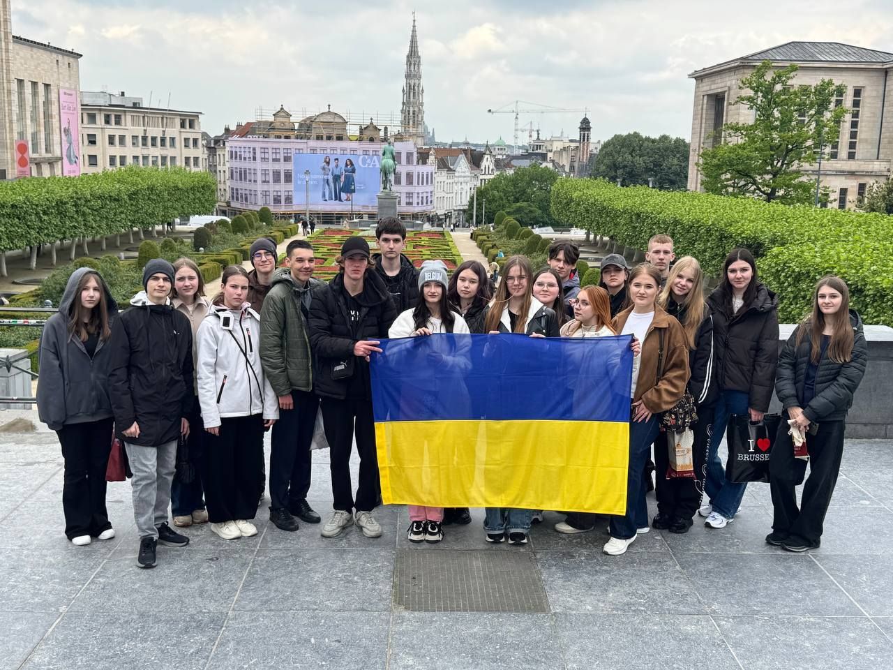 Фото: Слобожанська міська рада Школярі зі Слобожанської громади відвідали Європейський парламент у межах міжнародного проєкту на порталі Gromada Group