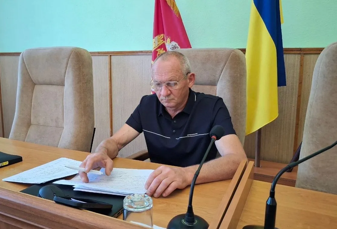6 липня під головуванням міського голови Валерія Скрипніченка відбулося чергове засідання виконавчого комітету Валківської міської ради. Члени виконкому розглянули низку важливих питань, що стосуються комунальної сфери, благоустрою населених пунктів громади, а також соціального захисту дорослих і дітей.