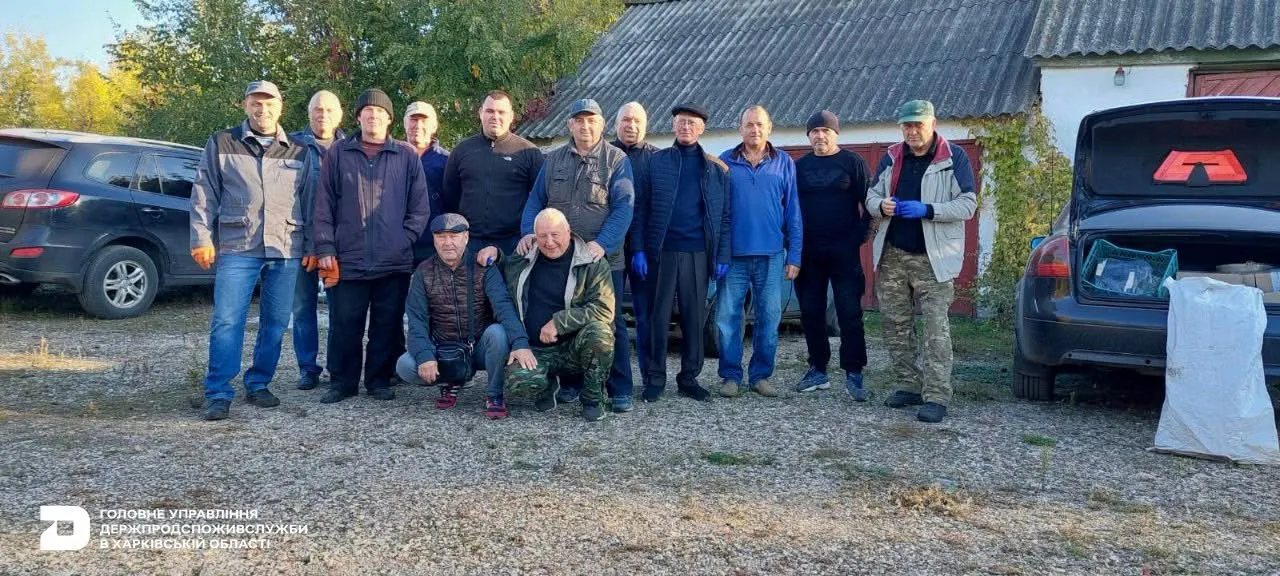 Фото: Головне управління Держпродспоживслужби в Харківській області На території Харківської області триває осіння кампанія з пероральної імунізації диких м’ясоїдних тварин проти сказу: райони та дати на порталі Gromada Group