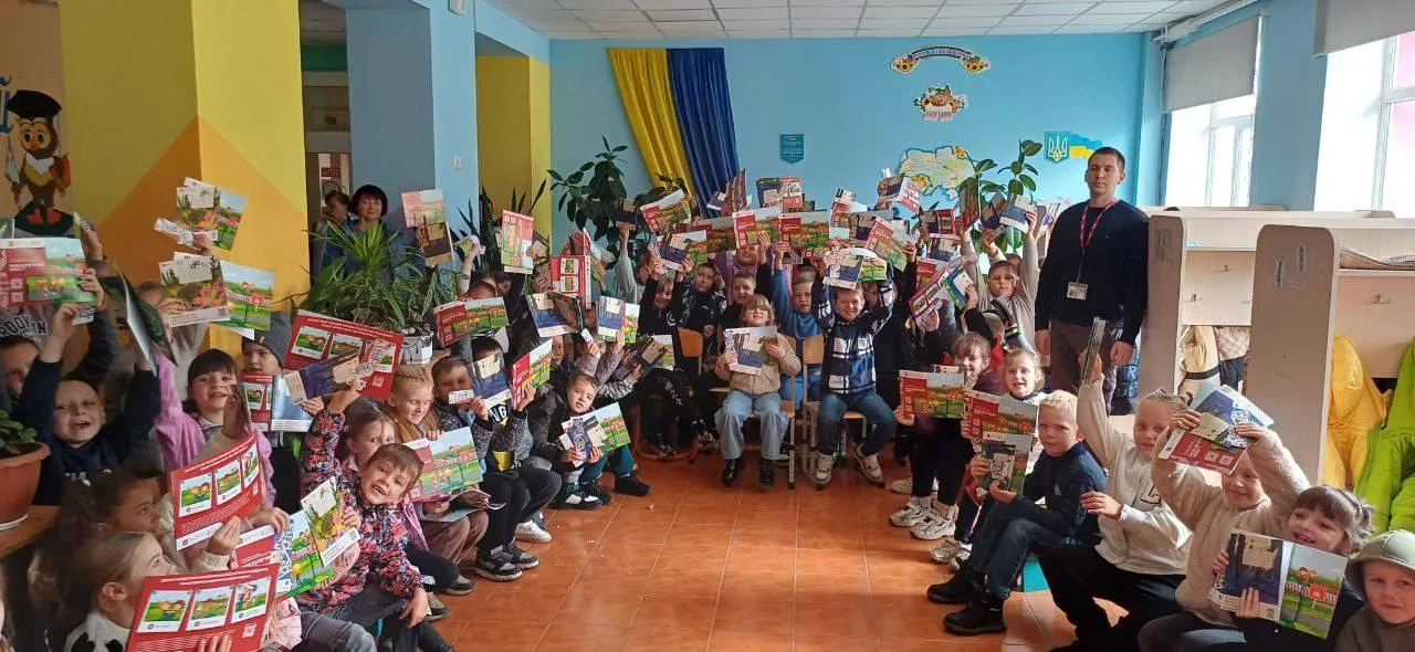Фото: Краснокутська селищна рада Важливо та пізнавально: заходи з мінної безпеки для учнів Краснокутщини провели представники DRC (ФОТО) на порталі Gromada Group