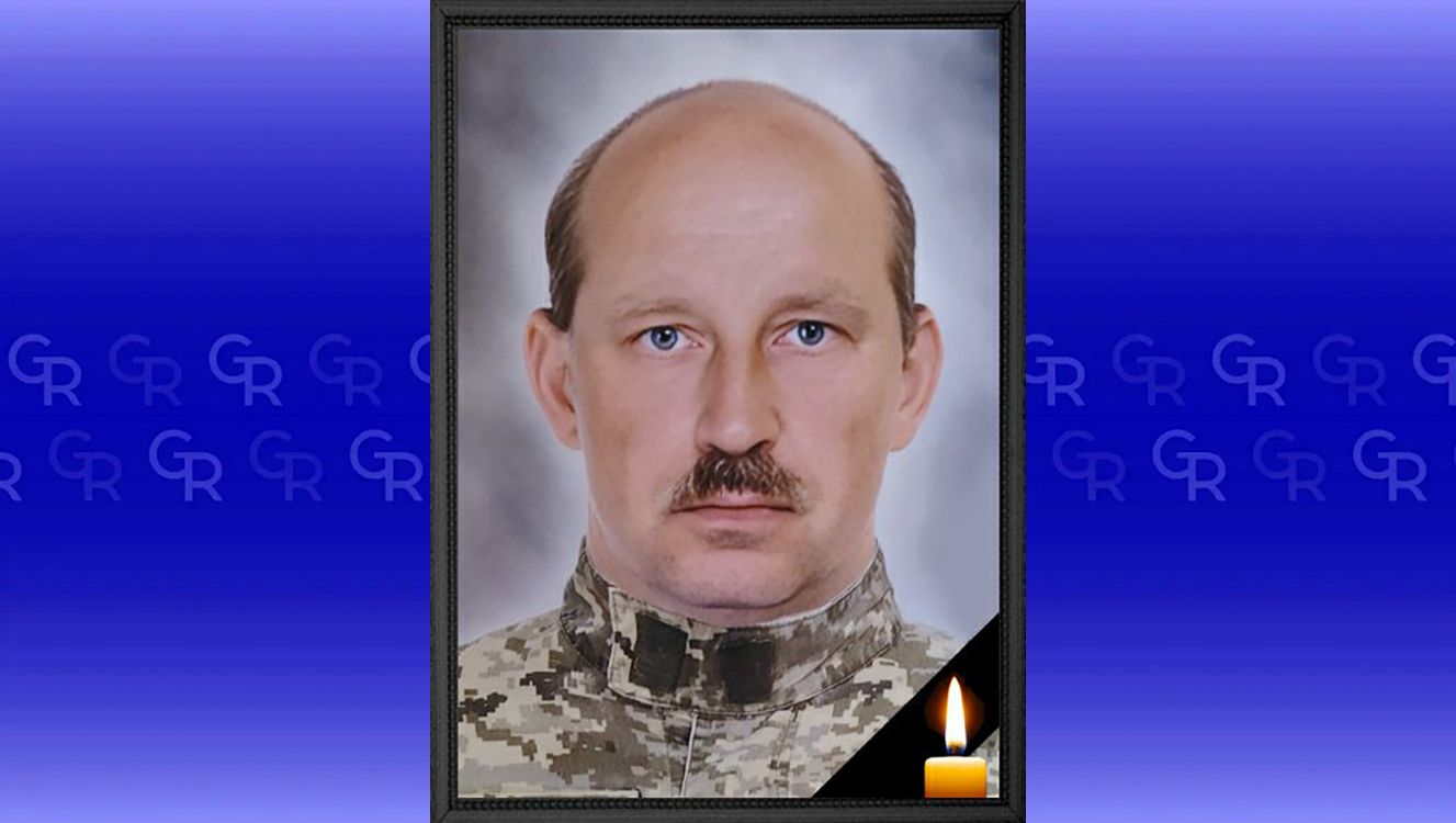 Колаж: Обухівська міська рада Загиблого поблизу Липців Героя зустріли на колінах в Обухівській громаді на порталі Gromada Group