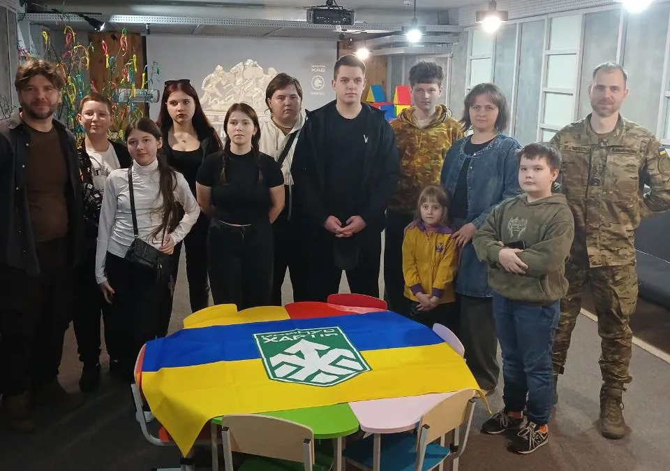 Жива історія, що змушує замислитися: учні Лук’янцівського ліцею вдруге зустрілися з істориком з «Хартії» на порталі Gromada Group