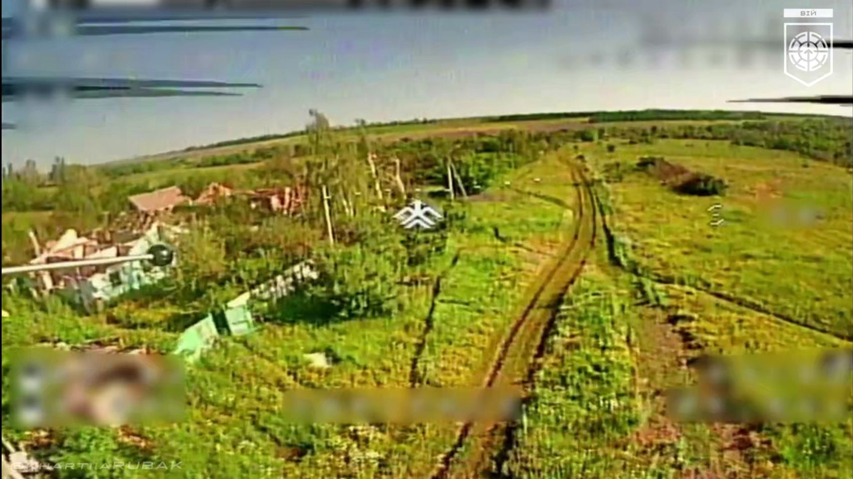 Скриншот з відео Вантажівка, пікап, «буханка» і навіть НРК: у «Хартії» показали, як нищать ворожу техніку на порталі Gromada Group