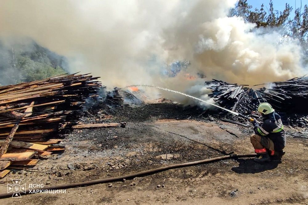 Через ворожі обстріли Харківщини минулої доби двоє цивільних вбиті, восьмеро — постраждали - фото 1
