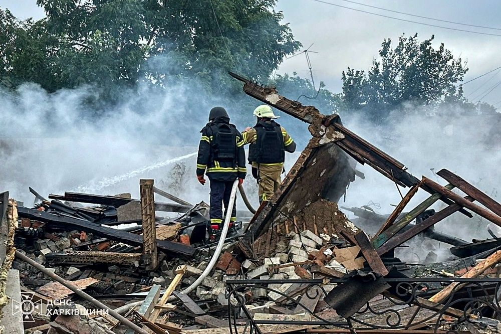 За добу ворог обстріляв дев’ять населених пунктів області, зокрема місто Харків - фото 1