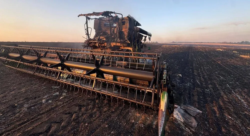 The enemy set fire to a combine harvester and a field of grain near the Borova. at the Gromada Group Media