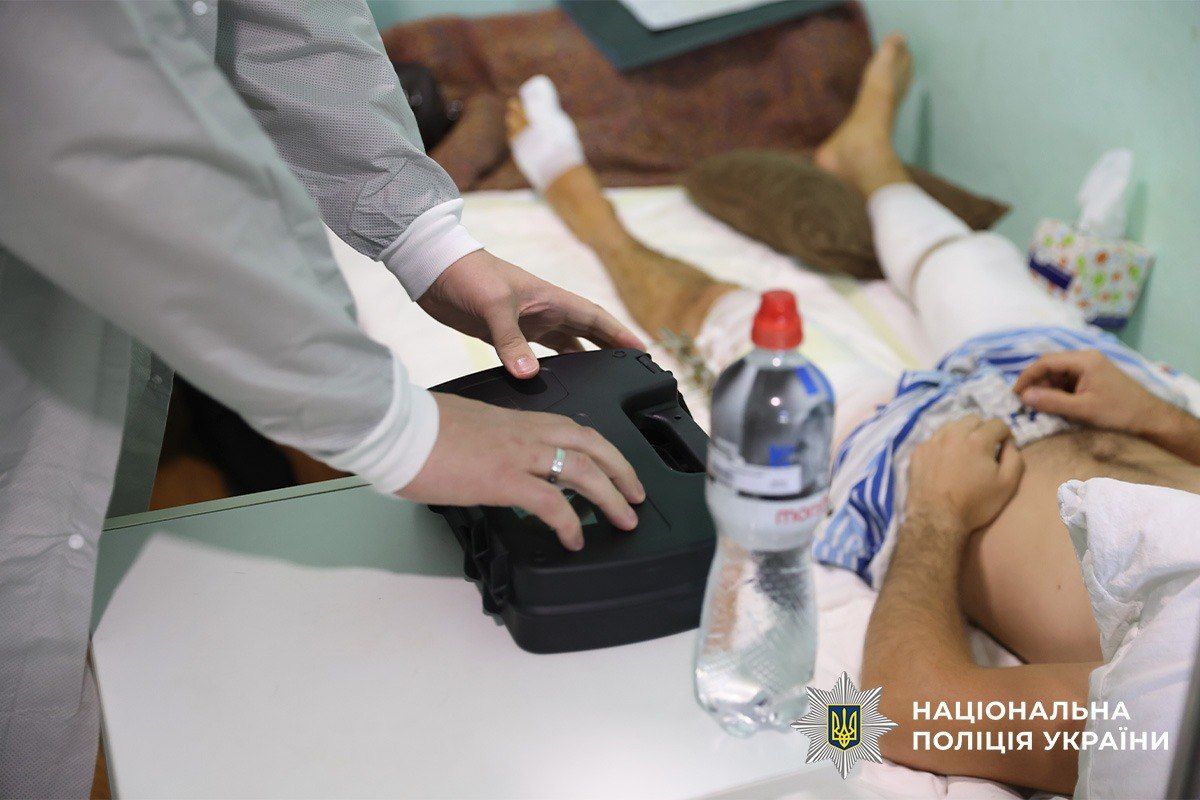 Ніс службу на Липецькому напрямку: сержанта поліції на позивний «Лютий» нагородили вогнепальною зброєю - фото 2